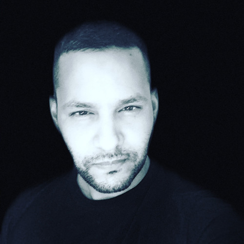 Roberto Alexander Checa’s avatar