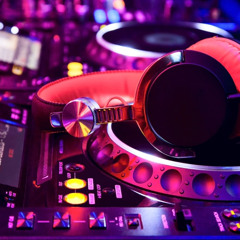 manlike_calen♬