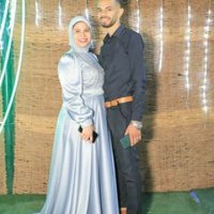 NEsma MaNsOur