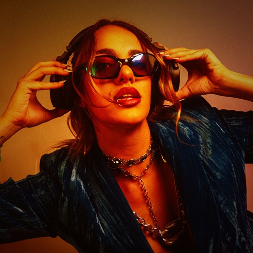 Lara Sofia — artist photo