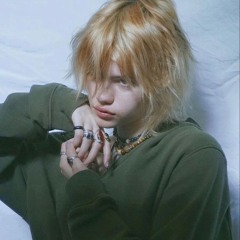 [she/her] - #Сириус