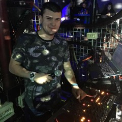 DJ Qni