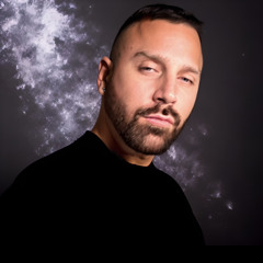 DJ Max Damian