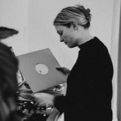 She The DJ