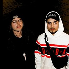 Scratch & Ollie
