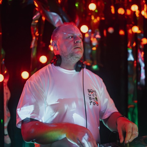 GIBBO MUSIC UK - FUSE BREAKS MAR 25 (Kenny Gibbon)