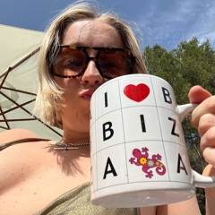 Charlotte Mills 💎