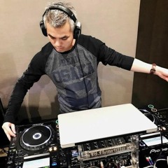 Papa Ball (Mr.White)