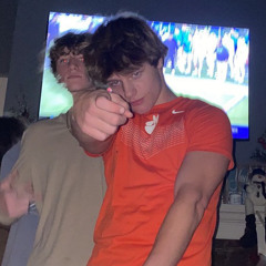 Dom Pole