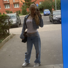 Adéla