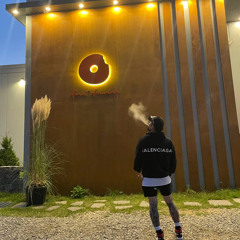 🚯