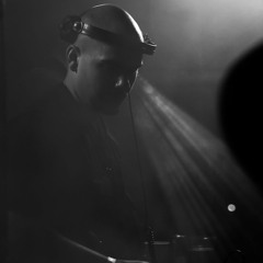 Elliott Matthews