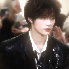 KPOP FAN<:||😉 (follows back not quickly tho)