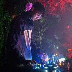 Zach Indigo