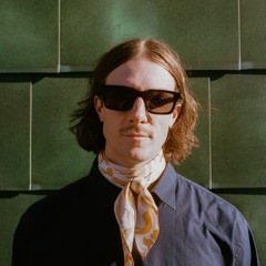 Mike The Connector