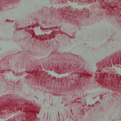 💋