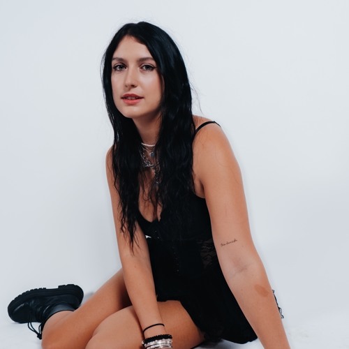 LYAH NOIR — artist photo