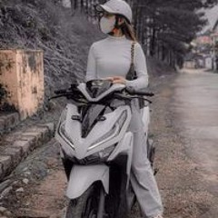 Tự Thương Lấy Mình