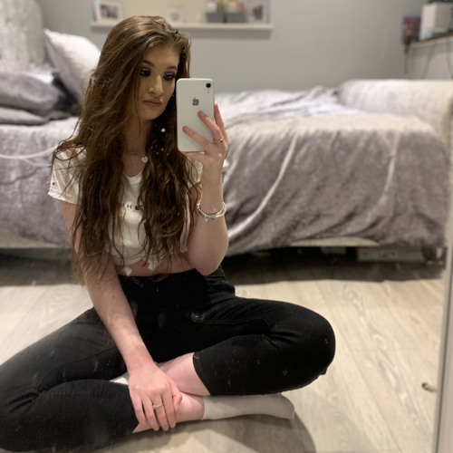 Stream Courtney Gibson music | Listen to songs, albums, playlists for