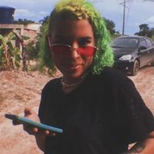 Lyn Alves’s avatar