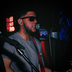 Christian a.k.a 𝕿𝖍𝖊 𝓢𝖜𝖎𝖓𝖌 𝕸𝖆𝖘𝖙𝖊𝖗 🎸⚡️