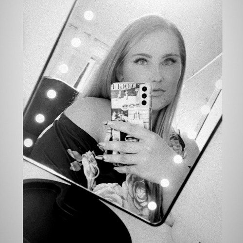 Lucaveros - Полетели (Сердце Тихо Леденеет)