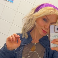 ayla<33