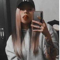 N n K a i √