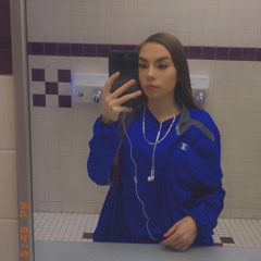 Bella Hood