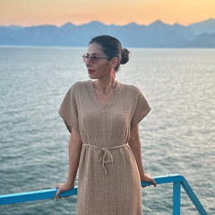 Nazy Raeissian