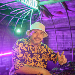 GonzFM 29(Dj Trace 80s biirthday bash part 2)