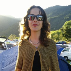 Cee