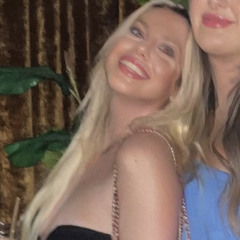 Zoë D