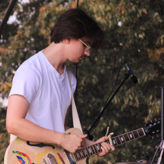 Elliot Graves