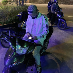 Hoàngg Trườngg Chinhh