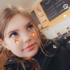 Lucyjazbinsek1