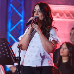 فى حضنك الدافي