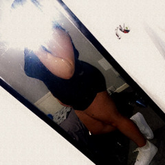 Sarah x