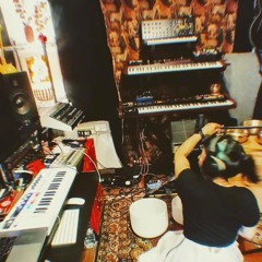 SOUND MIRROR