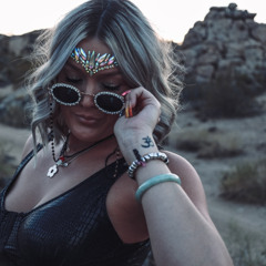 Jade Ellis 🕉