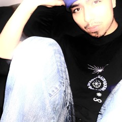 Tiago white