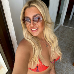 caitlinnsteelex