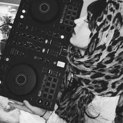 emi ૮ • ﻌ - ა⁩