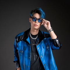 DJ Yoooshi