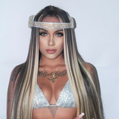 Laura Zárate ♕ DJ