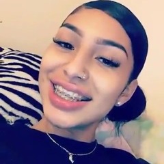 Officialprettygirl_1