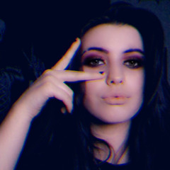 🤍hollie🖤