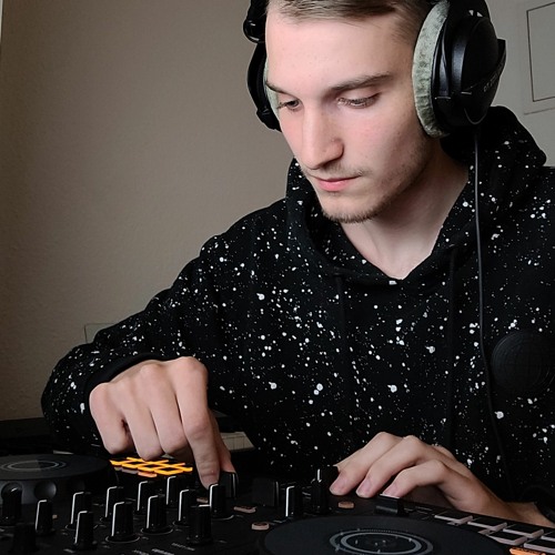 J vibin' — artist photo
