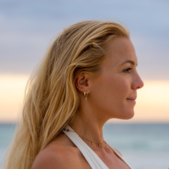 Caroline GW Yoga