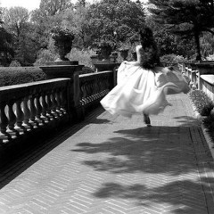 𝒵𝑜𝑒  𝒹𝑒   𝓁𝒶  𝐿𝓊𝓏